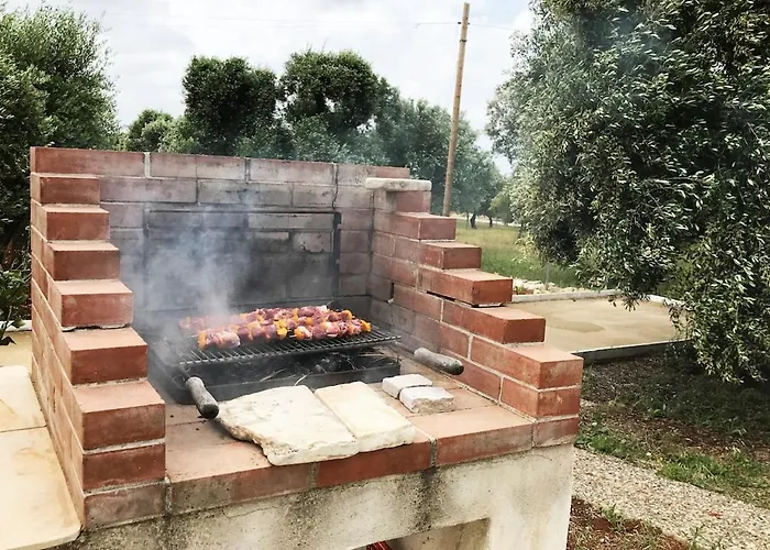 Trullo Sasamaka Ostuni * קרוביניו