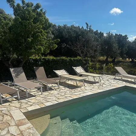 Trullo Sasamaka Ostuni Villa Carovigno